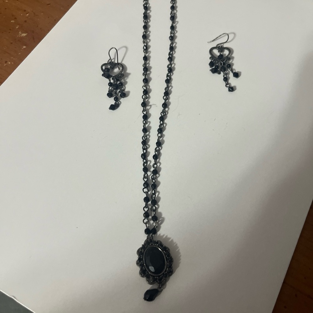 Elegant Black Beaded Necklace and Earrings Set with Silver Accents